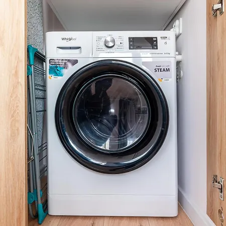 9th Floor Business By Rentujemy