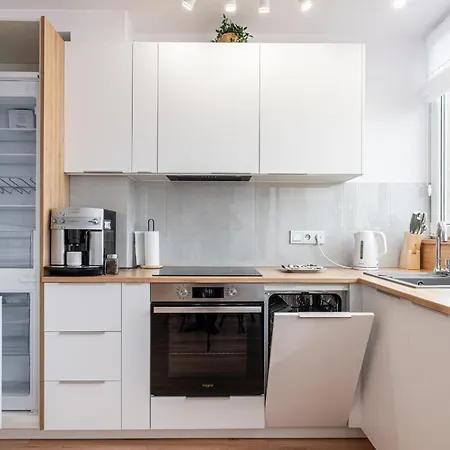 9th Floor Business By Rentujemy