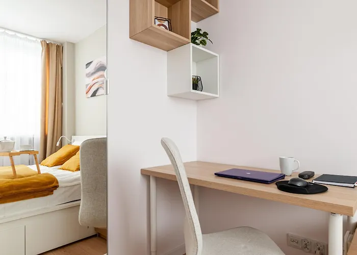 9th Floor Business By Rentujemy * ヴロツワフ