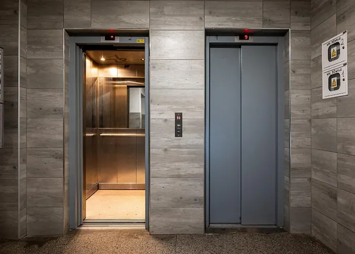 アパート 9th Floor Business By Rentujemy *